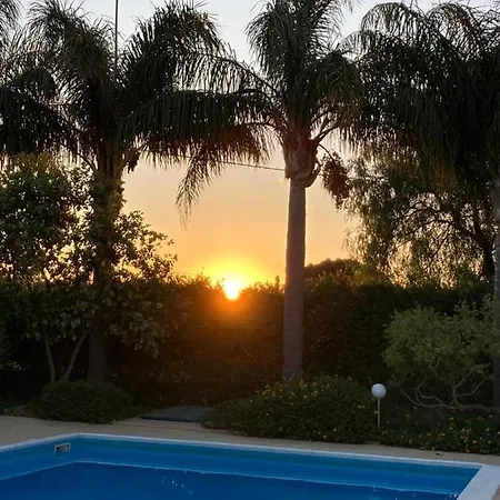 Amurusanza - Dependance Con Piscina וילה