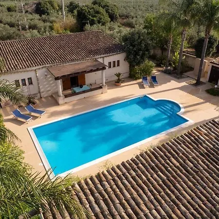 Amurusanza - Dependance Con Piscina וילה