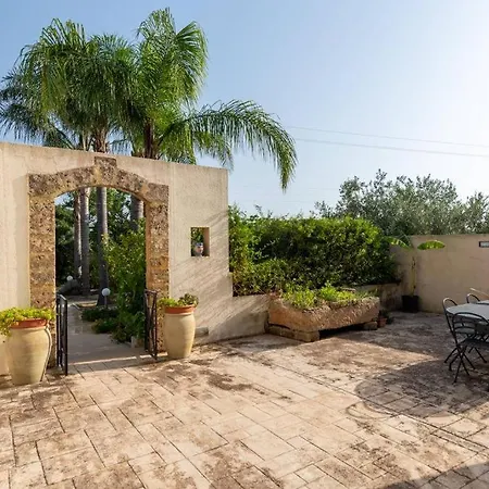 Amurusanza - Dependance Con Piscina * Triscina